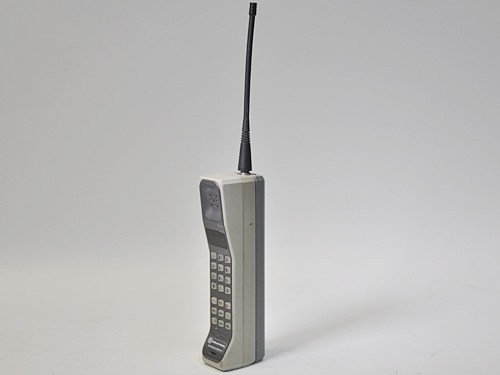 Motorola Ultra Classic "Brick" Phone Prop, #E5